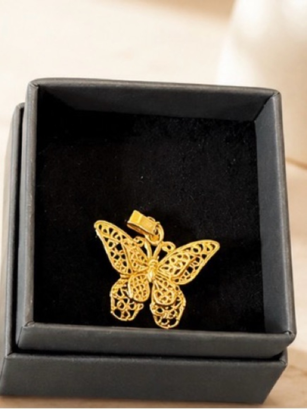 3D Butterfly Necklace, new in box